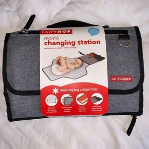 Skip HOP Pronto Changing Station